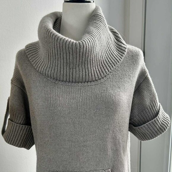BCBG MaxAzria Dove Grey Wool-Angora Knit Cowl Sweater with Short Sleeves – US XS - Picture 3 of 13